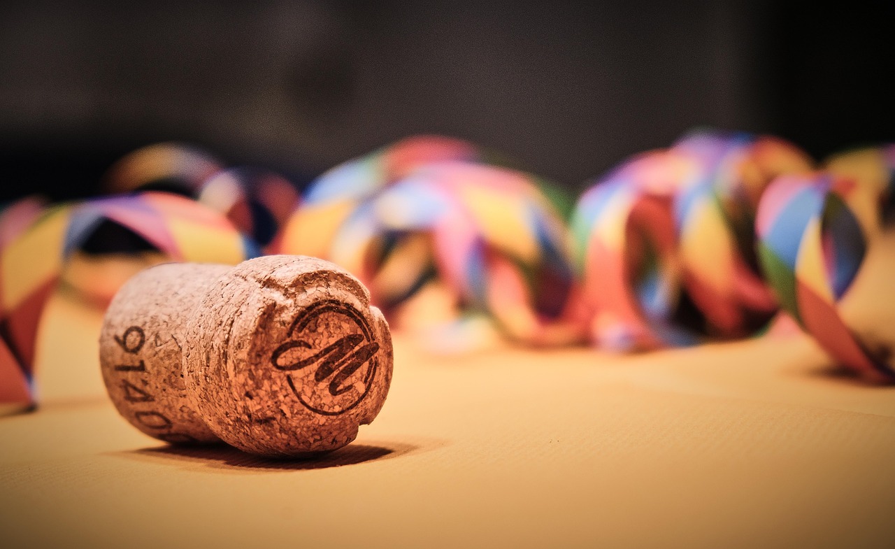 Come organizzare una festa a tema con Ice Music Bucket: idee e suggerimenti